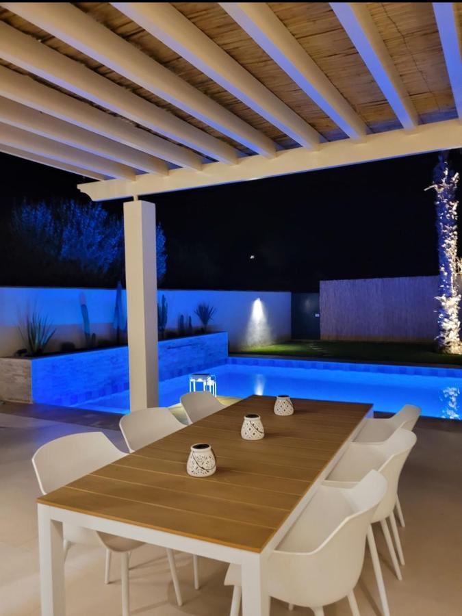 אגאדיר Villa Nawal Et Sa Piscine Chauffee Sans Vis-A-Vis מראה חיצוני תמונה